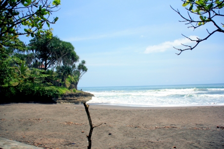 Pantai Batu Hiu, Pangandaran.